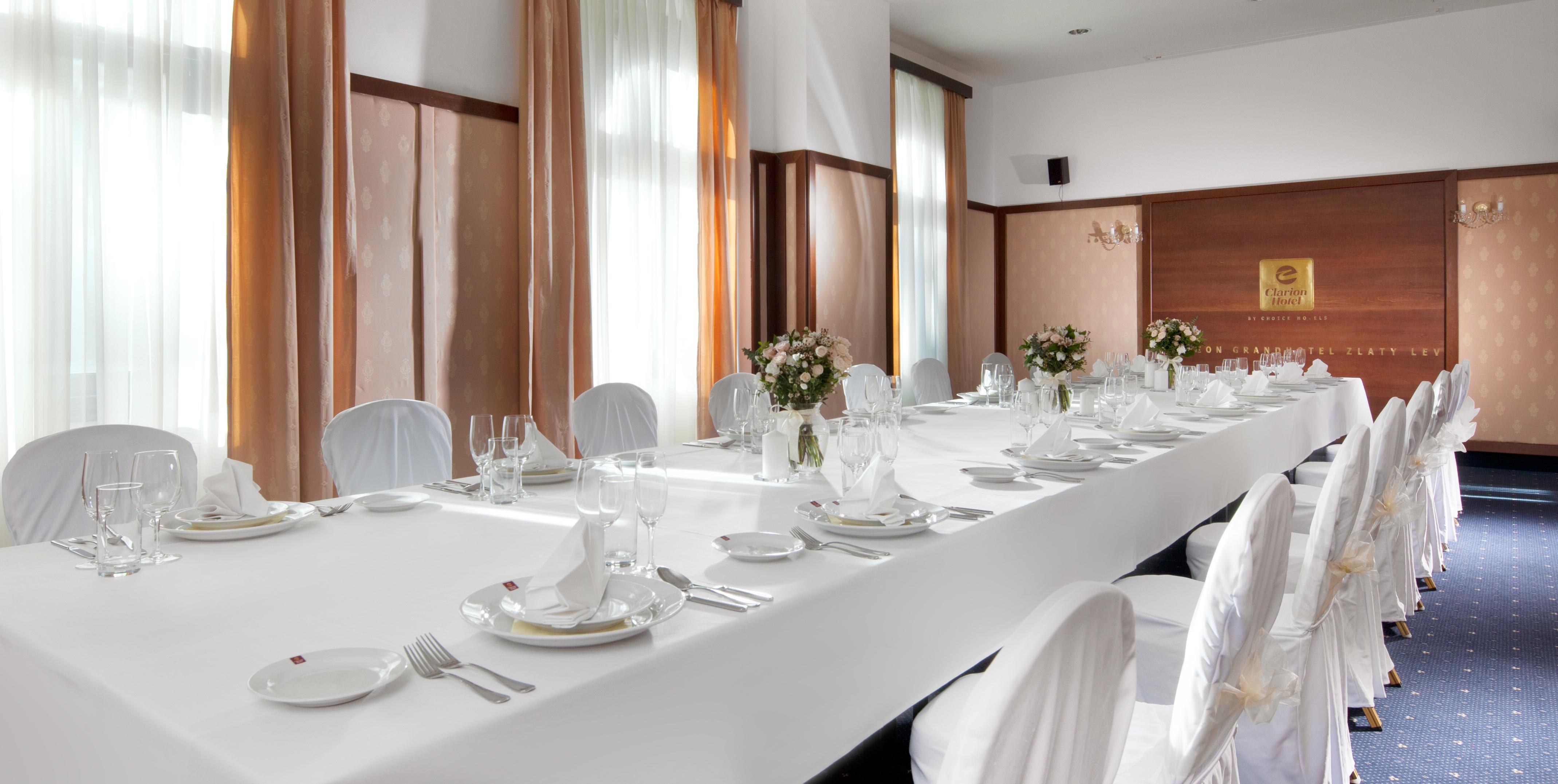 Clarion Grandhotel Zlaty Lev Liberec Exterior foto